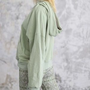 ananda jumper green